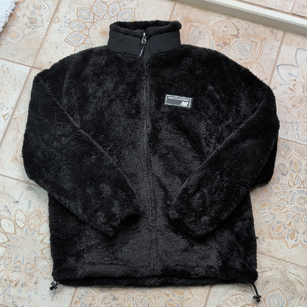 New Balance Black Fuzzy Zip-Up Jacket - Small